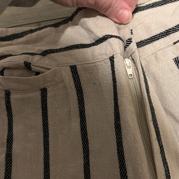 NWT Tahari Black and White Striped Wide Leg Pants - Picture 7 of 14